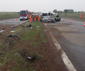 Poważny wypadek na A1 w Kujawsko-Pomorskiem! 6 osób w szpitalu 