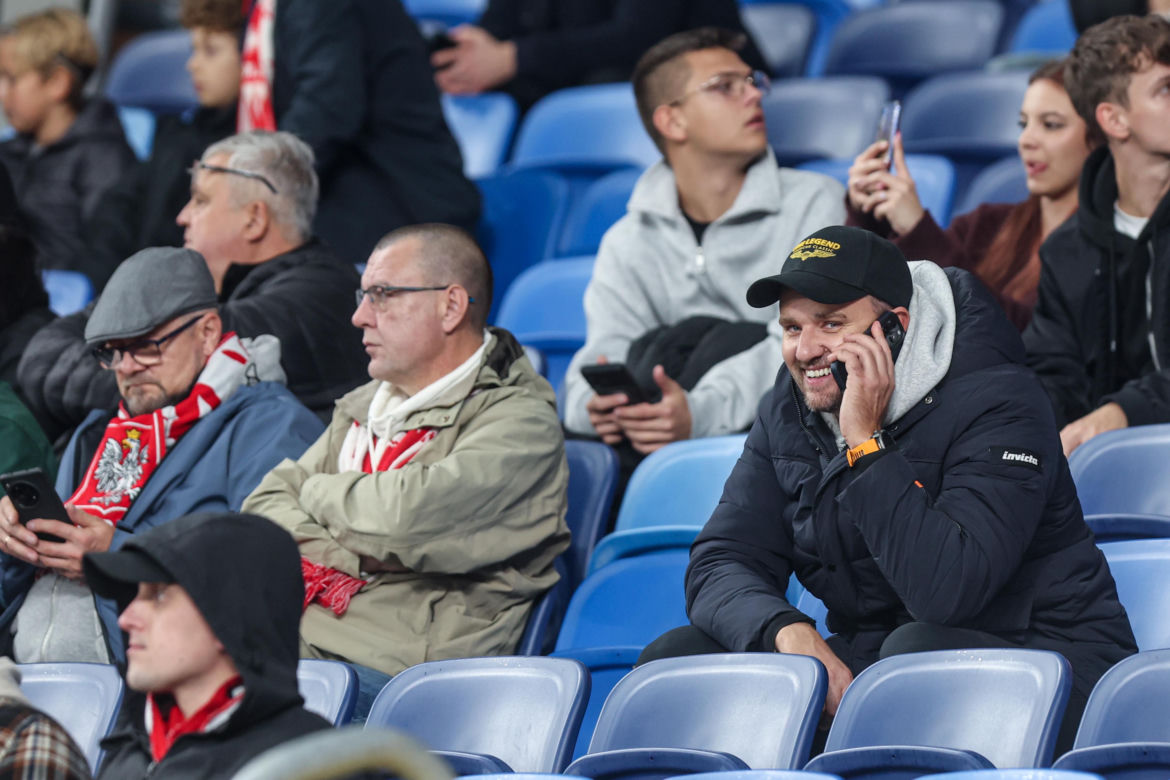 Kibice na meczu Polska -Nowa Zelandia na Stadionie Śląskim