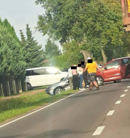 Łosice: Zderzenie osobówek na ul. Siedleckiej, sprawca ukarany mandatem!