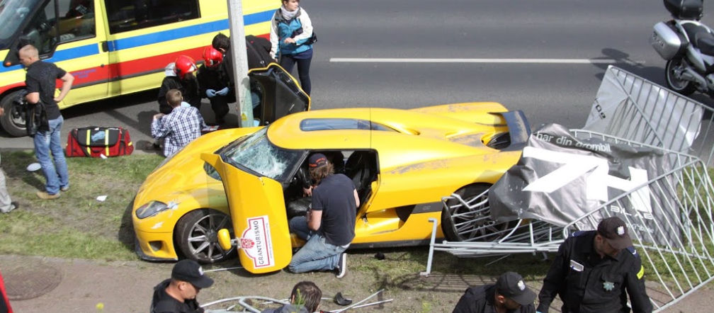Gran Turismo Polonia 2013 - samochód wjechał w tłum ludzi
