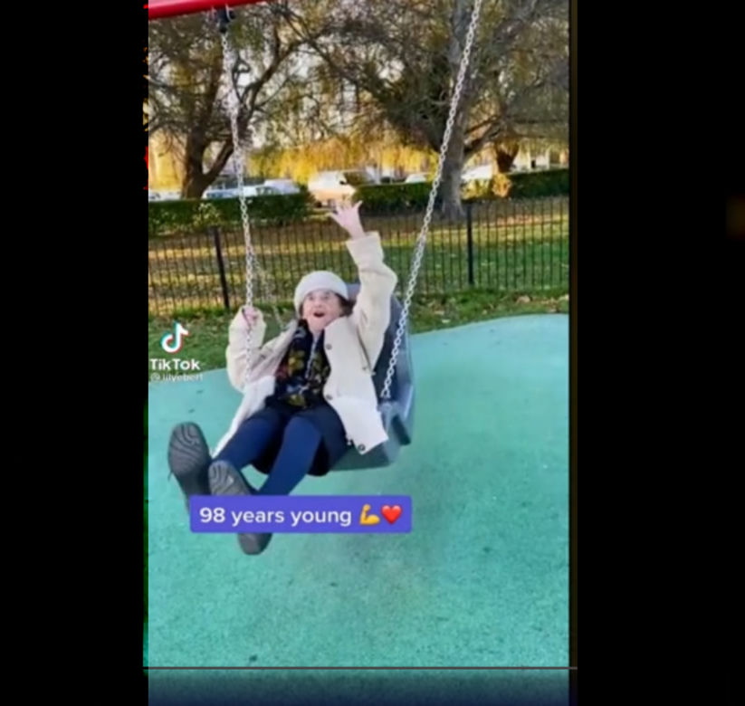 98-letnia Lily Ebert przeżyła Holokaust. Teraz opowiada o tym na TikToku
