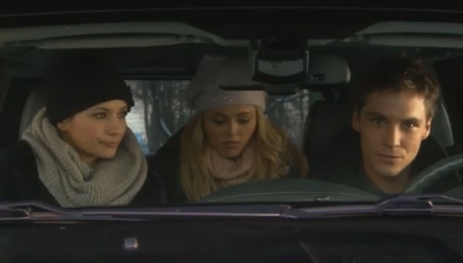M jak miłość odc. 1064. Marcin (Mikołaj Roznerski), Kasia (Agnieszka Sienkiewicz), Agata (Joanna Opozda)