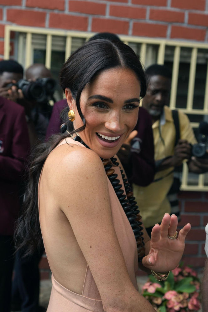 Tak zmieniała się Meghan Markle. Z aktorki została księżną, a później rozpoczęła życie na własnych zasadach 
