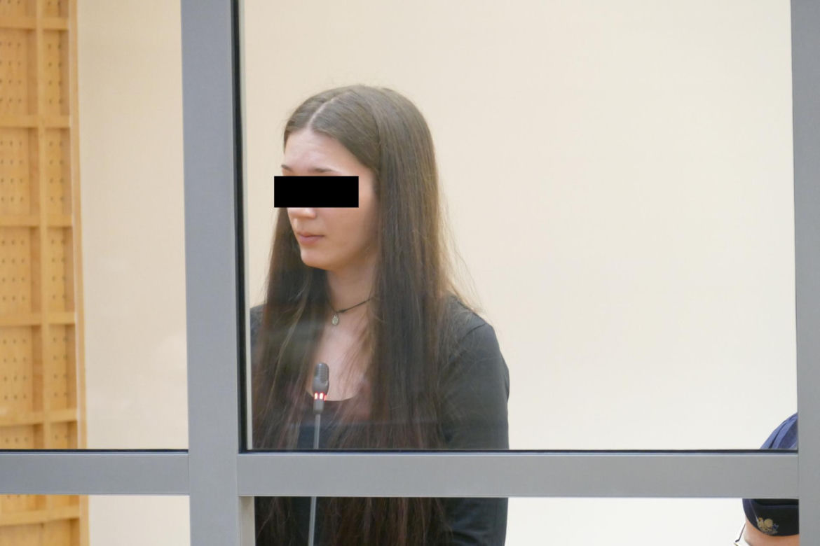 Przyłapał ukochaną na zdradzie i zostawił. Zginął pod kołami jej samochodu