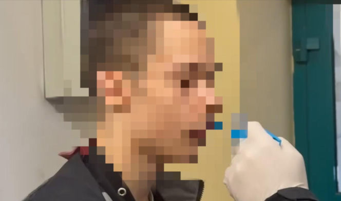 "Naznaczyli" młodego kibica symbolem swojej drużyny