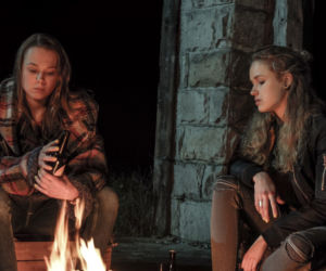 Znaki odc. 1. Agata Paszke (Helena Englert), Nina (Magdalena Żak) - córka Michała Treli