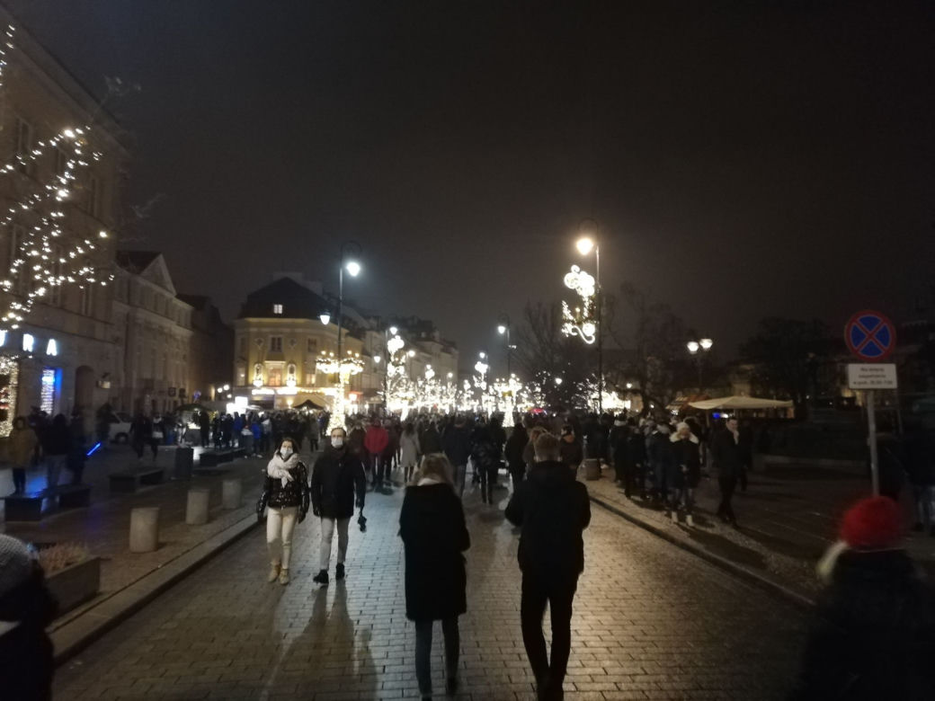 Dzikie tłumy w centrum Warszawy