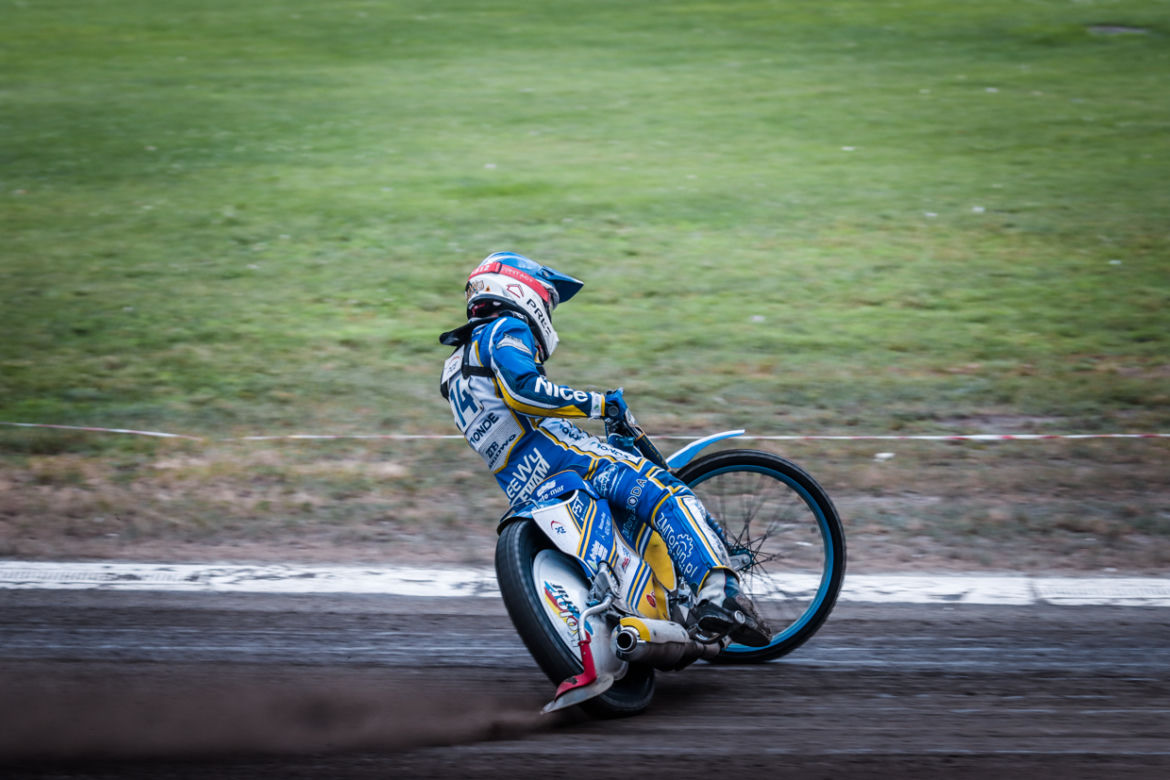 Ekstraliga U-24: KS Toruń - GKM Grudziądz 45:45, zdjęcia z Motoareny