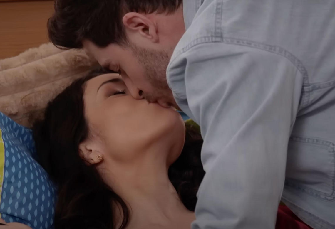 Pierwsza miłość. Kacper (Damian Kulec), Basia (Anna Jarosik) 