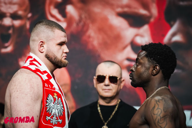 Ring girls Gromda 24