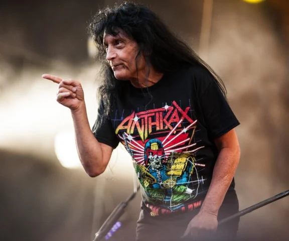 Joey Belladonna wspomniał moment, kiedy został wyrzucony z Anthraxu.