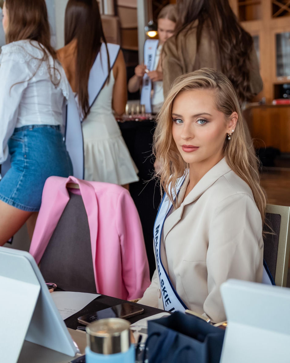 24 piękne Polki walczą o koronę! Tak wyglądają kulisy Miss Polski 2026
