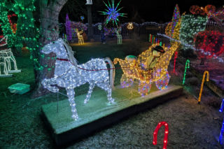 Rodzinna tradycja i tysiące świateł. „Magia Świąt” w Łęgu Tarnowskim