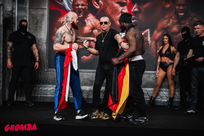 Ring girls Gromda 24