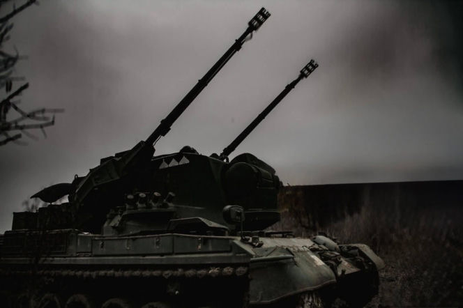 Cztery lata pełnoskalowej wojny na Ukrainie. Dr Kozubel: „Bolesny kompromis będzie końcem kariery politycznej Zełenskiego”