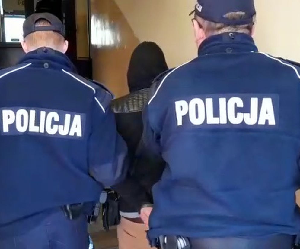 Zgroza w Łukowie. Furiat dźgał nożem 72-latkę. Wcześniej skatował młodą kobietę
