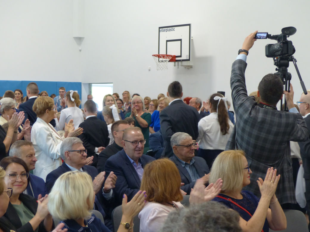 Otwarcie szkoły przy Sucharskiego