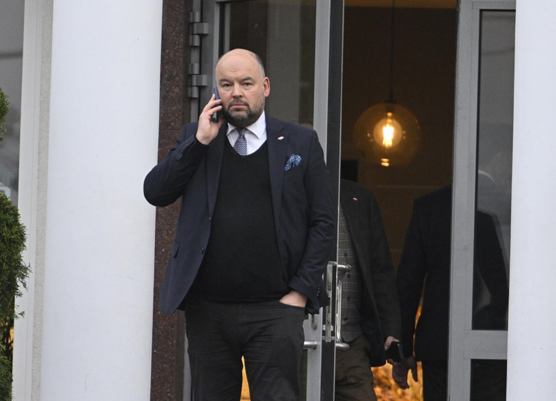 Politycy PiS jadą na wyjazdowe posiedzenie klubu