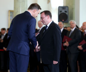 TAK UŁASKAWIAJĄ PREZYDENCI