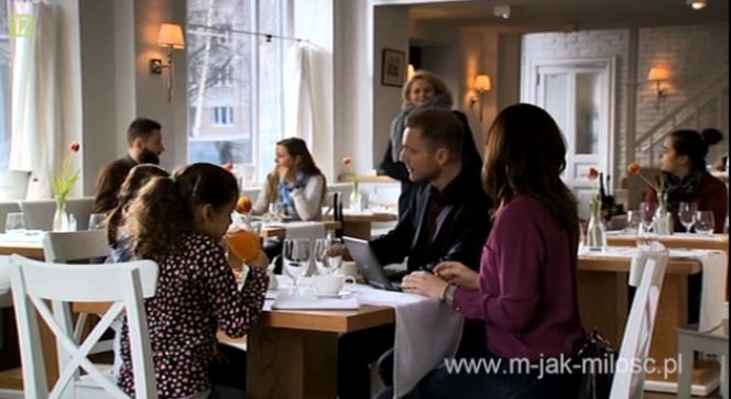 M jak miłość. Marta (Dominika Ostałowska), Andrzej (Krystian Wieczorek), Sonia (Marta Król)