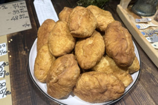 Pączek z paprykarzem kamieńskim