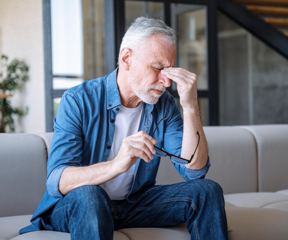 Wiele osób myli je z wadą wzroku. Tymczasem to może być sygnał cichej migreny