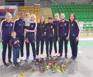 Bydgoscy sportowcy pomagają chorym dzieciom 