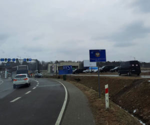 Policjant z Gorzowa pomógł uratować 29 psów z Ukrainy