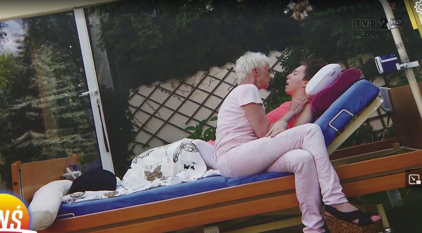 Ewa Błaszczyk pokazała chorą córkę w telewizji. Smutny widok