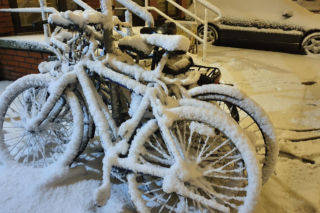 Zima nie odpuszcza! IMGW ostrzega przed śnieżycami i mrozem. Gdzie będzie najzimniej?