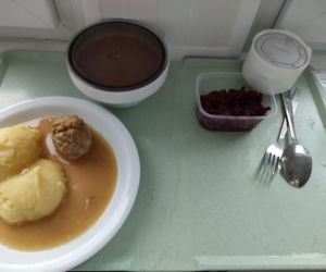 Posiłki w polskich szpitalach. Tak karmią kobiety na porodówce w Łodzi