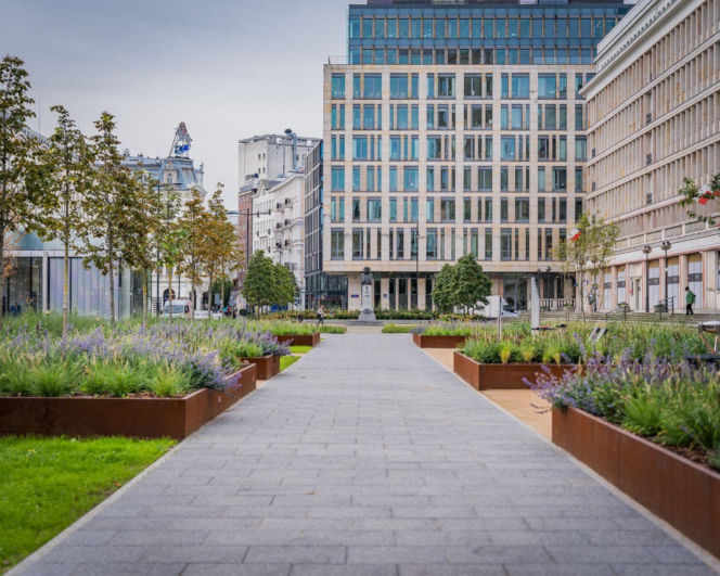 Przebudowany Plac Powstańców Warszawy