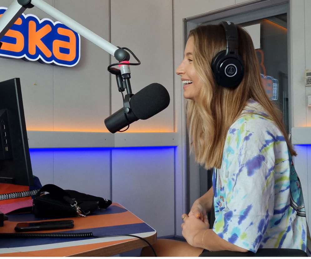 Julia Wieniawa w Radiu ESKA! Dużo radości, podczas premiery utworu Na Darmo