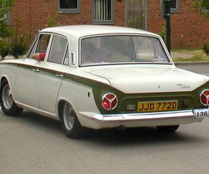 Minister finansów Mateusz Szczurek - Ford Cortina MK1