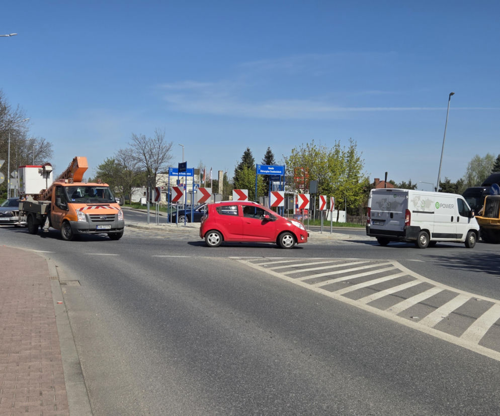 Przez DK15 w Trzebnicy przejeżdża średnio osiem pojazdów na minutę