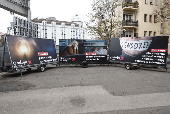 Politycy PiS zjeżdżają na Nowogrodzką