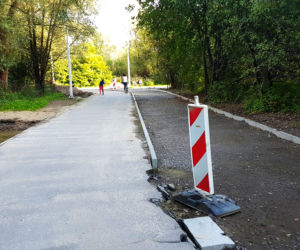 Rzeszów: Prace przy ścieżce rowerowej na Lisią Górę na ukończeniu