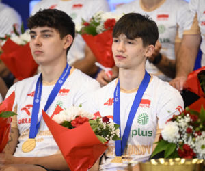 Złoci medaliści ME przywitani przez kibiców na lotnisku