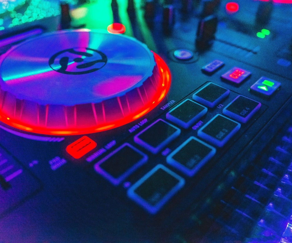 Muzyka techno opanuje podziemia Starego Miasta. Nadciąga rave PERCEPTION