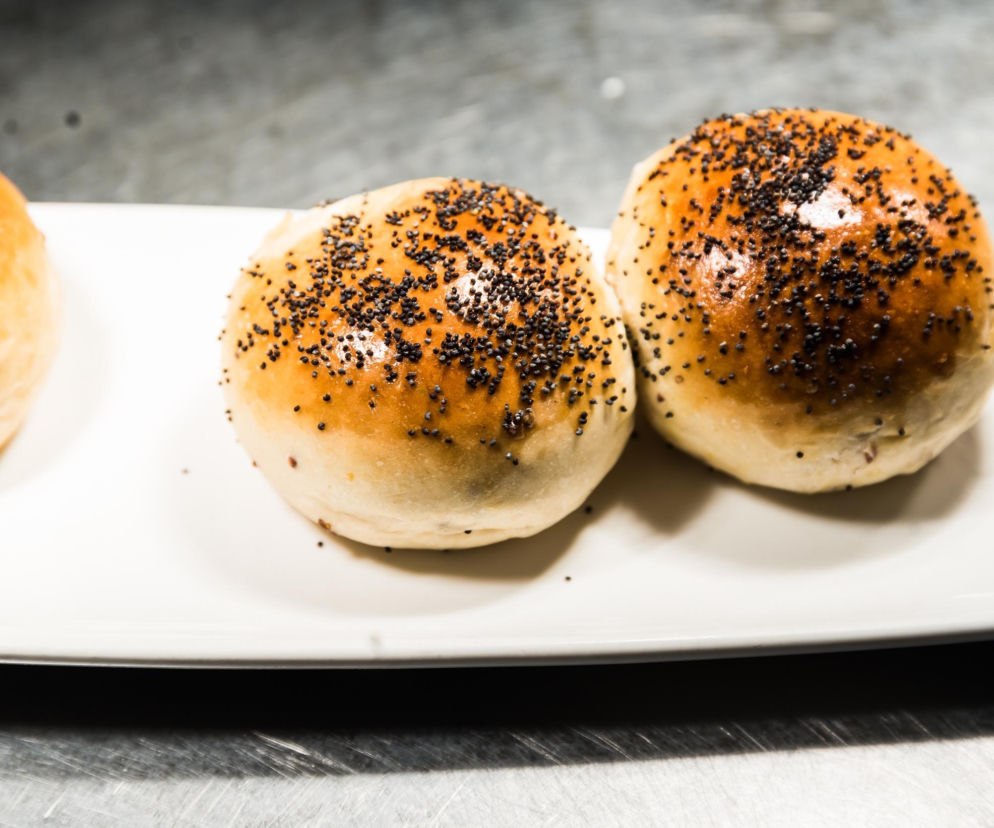 Szybkie śniadanie, które pokocha cała rodzina. Małe kąski, wielki efekt