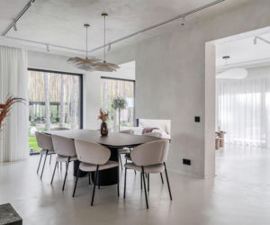 Wnętrze inspirowane Kolorem Roku Pantone 2026 Cloud Dancer