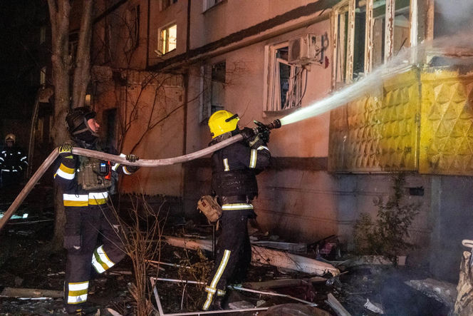 Ukraina. Zmasowany rosyjski atak na zachód kraju; w Tarnopolu zginęły co najmniej dwie osoby, ranne dzieci