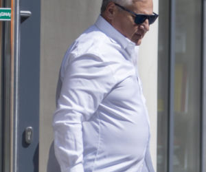 Aleksander Kwaśniewski zakupy w księgarni