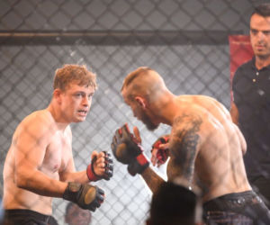 Barwy szczęścia, odc. 2212. Hubert (Marek Molak), Ares (Michał Gęsiarz)