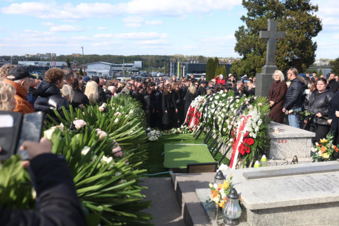 Poseł Łukasz Litewka spoczął w honorowym miejscu