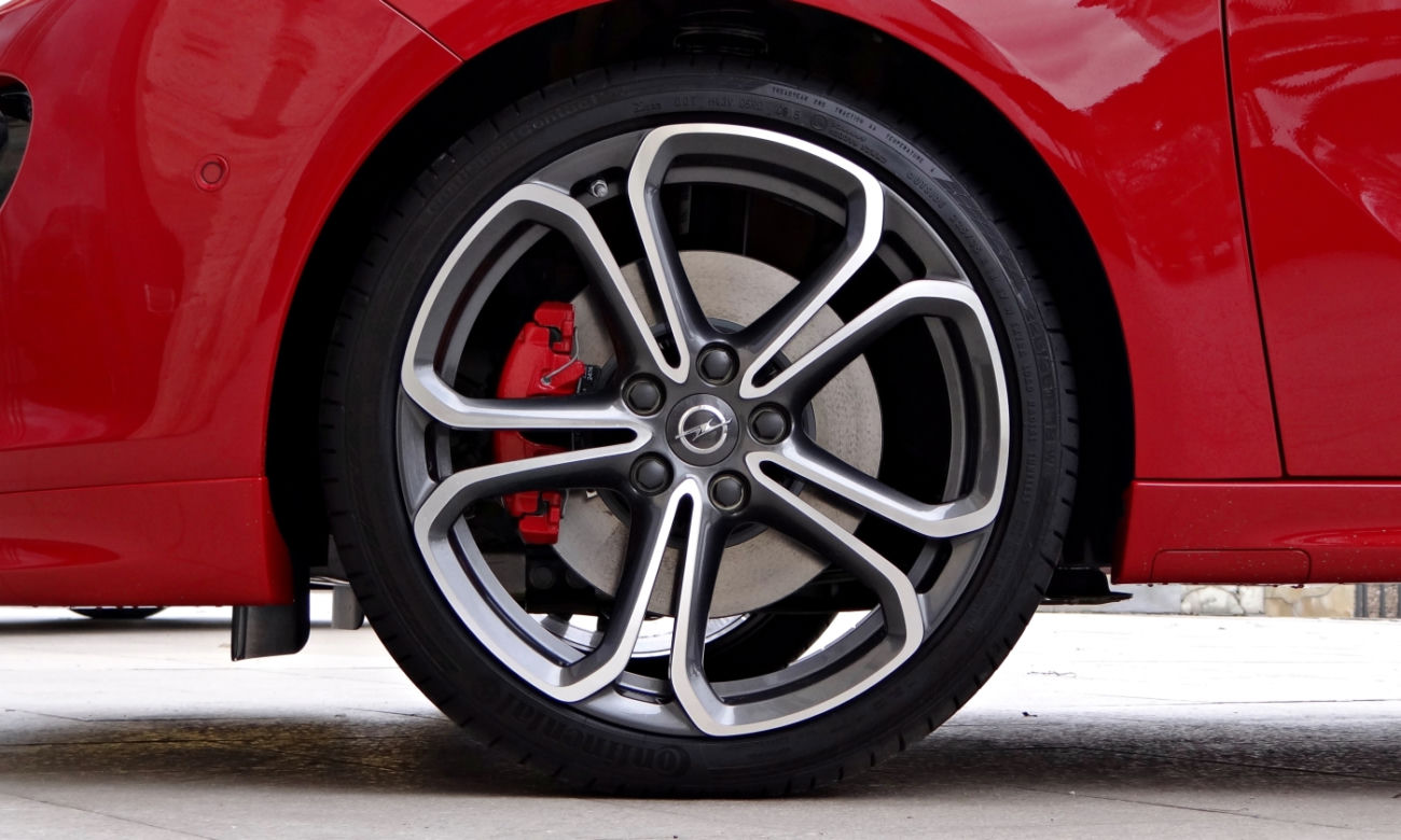 Opel Adam S