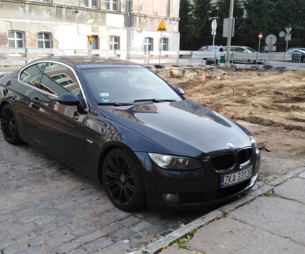 BMW na ulicy Kaszubskiej