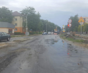 Roboty drogowe na al. Wojska Polskiego w Zamościu