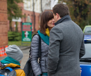 Na Wspólnej odcinek 2240, Kinga (Ilona Wrońska), Michał (Robert Kudelski), Ignaś (Bartek Kaszuba)