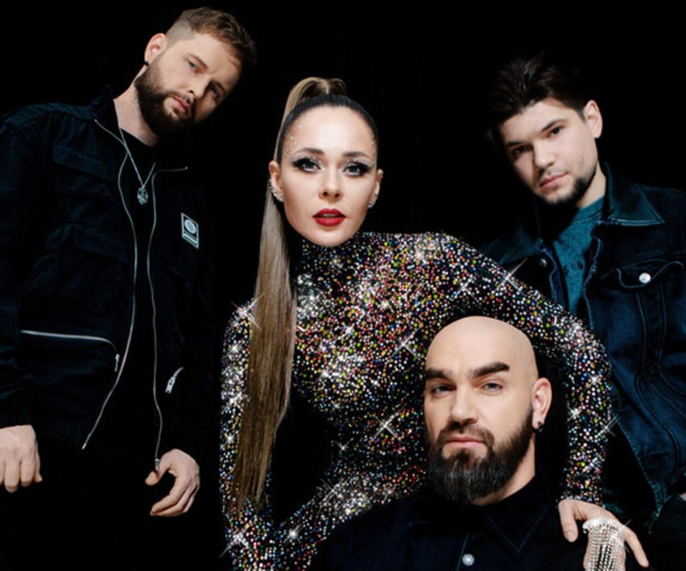 Zespół The Hardkiss na ciemnym tle. O gwiazdach festiwalu Rockowizna 2026 przeczytasz na EskaRock.